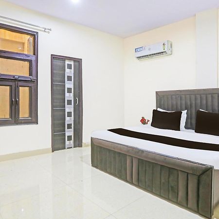 Hotel O Redbull Inn غورغاون المظهر الخارجي الصورة