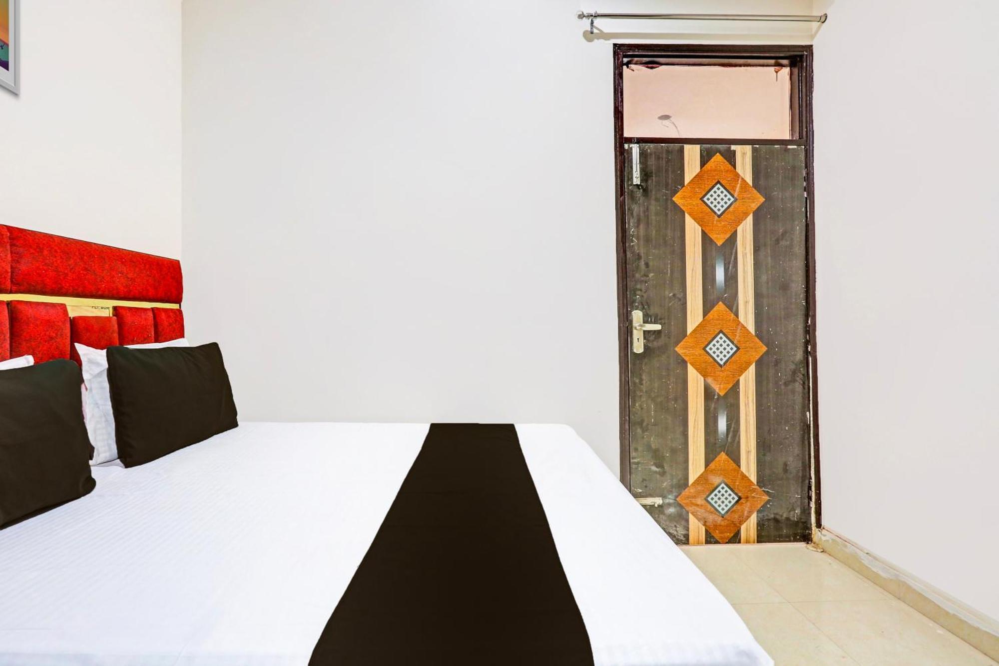Hotel O Redbull Inn غورغاون المظهر الخارجي الصورة